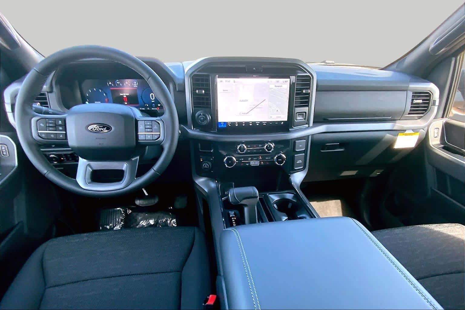 New 2026 Carbonized Gray Metallic Ford XLT image 5