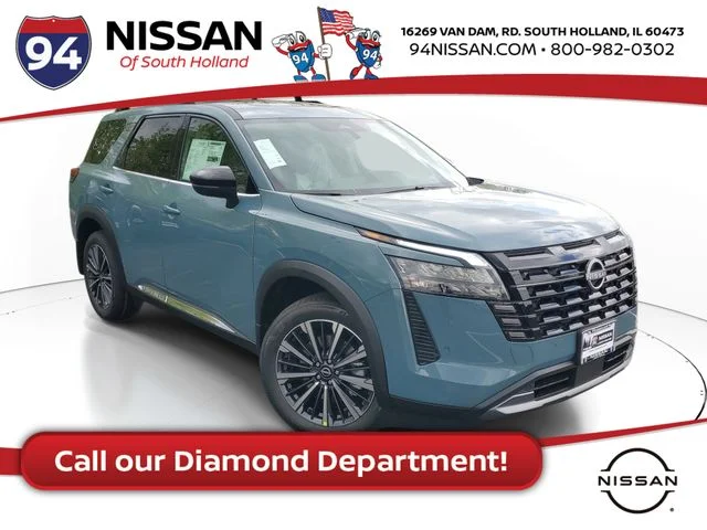 2026 Nissan Pathfinder Platinum 4WD's photo