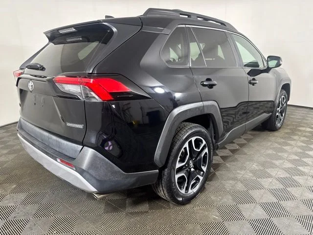 Used 2020 Midnight Black Metallic Toyota Adventure image 3