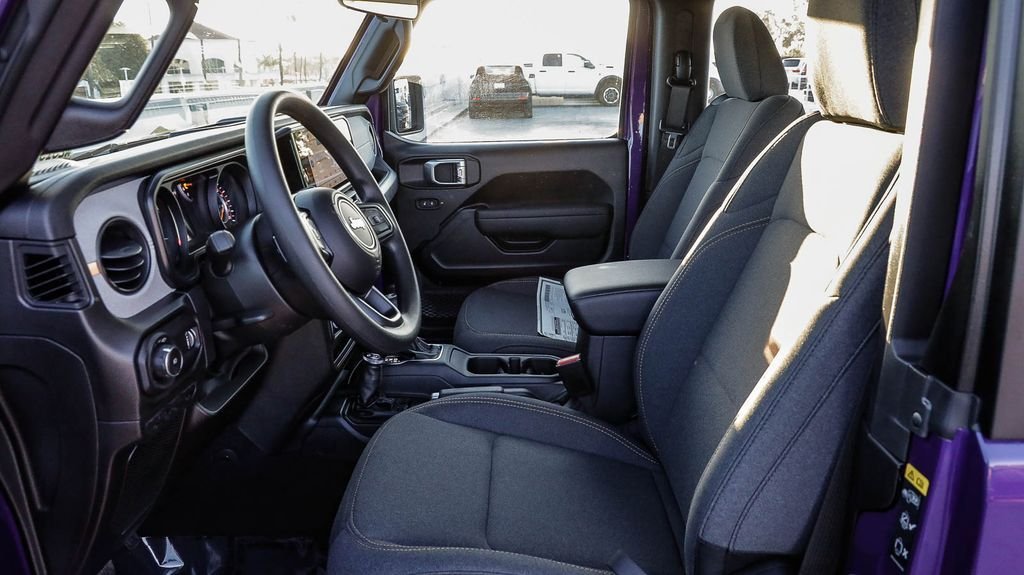 New 2026 Reign Jeep Sport image 22