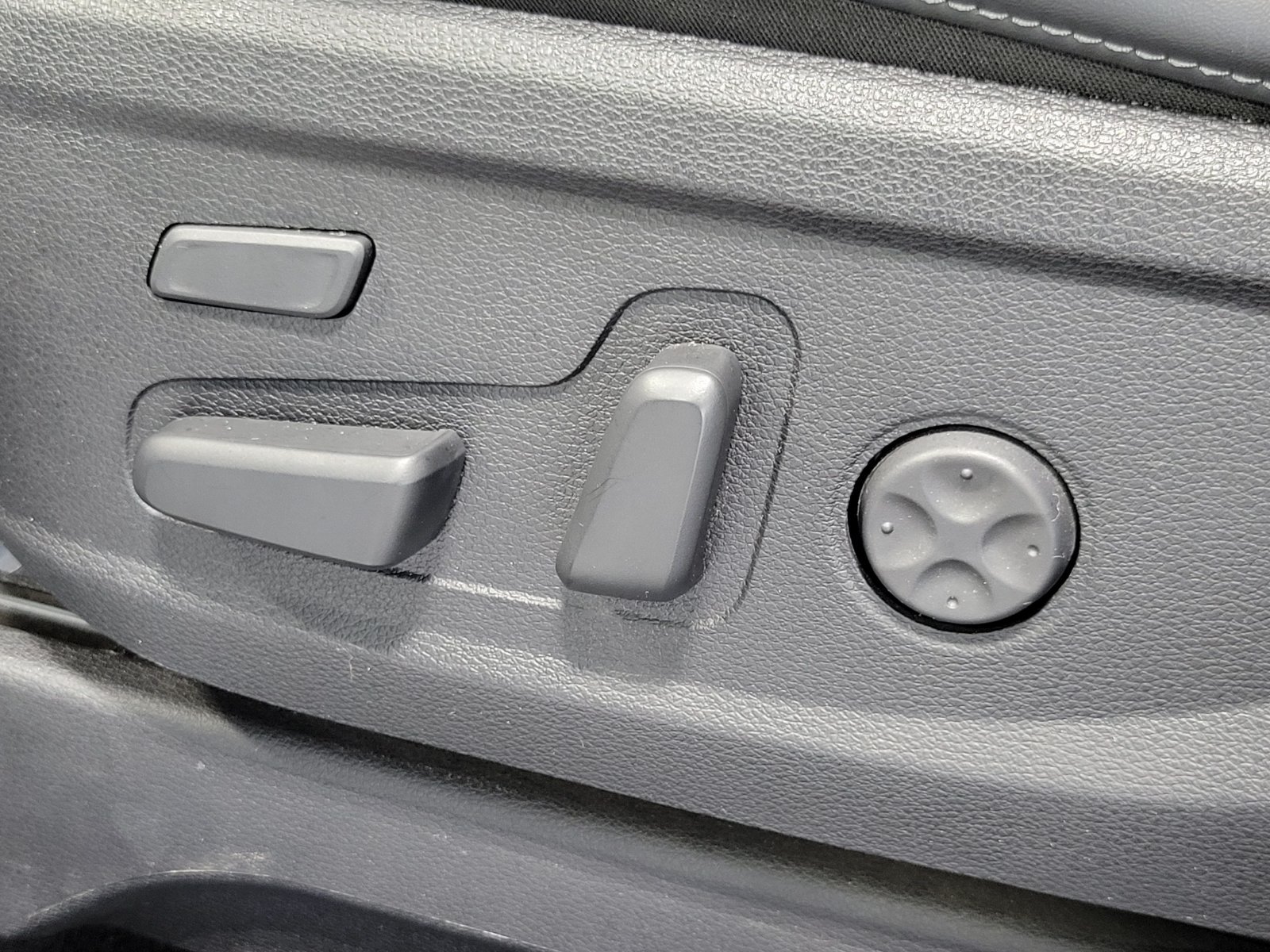 Certified Used 2025 Black Kia SX-Prestige X-Line image 9