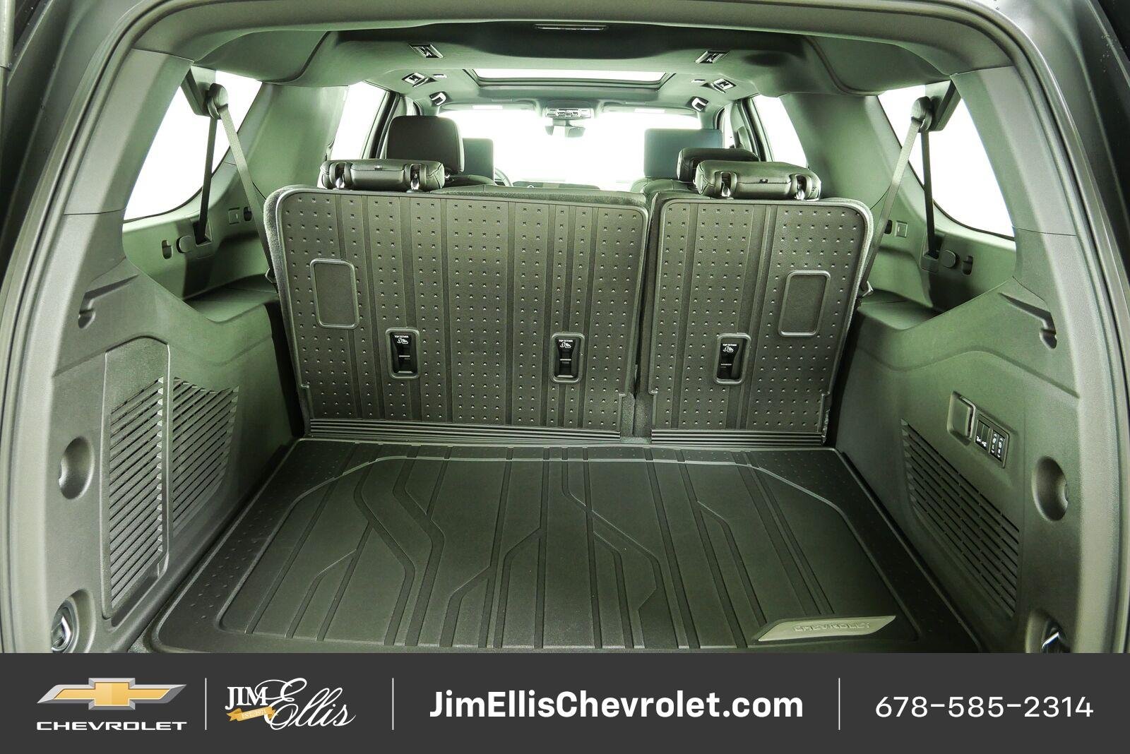 2026 Chevrolet Suburban Z71 - Photo 34