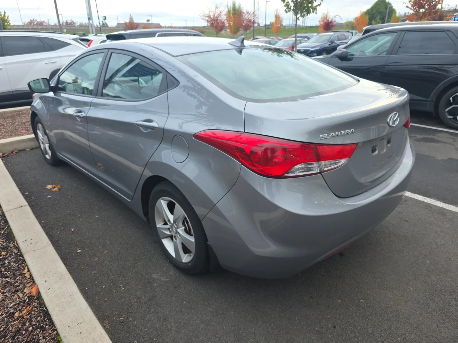 Used 2013 Gray Hyundai GLS image 5