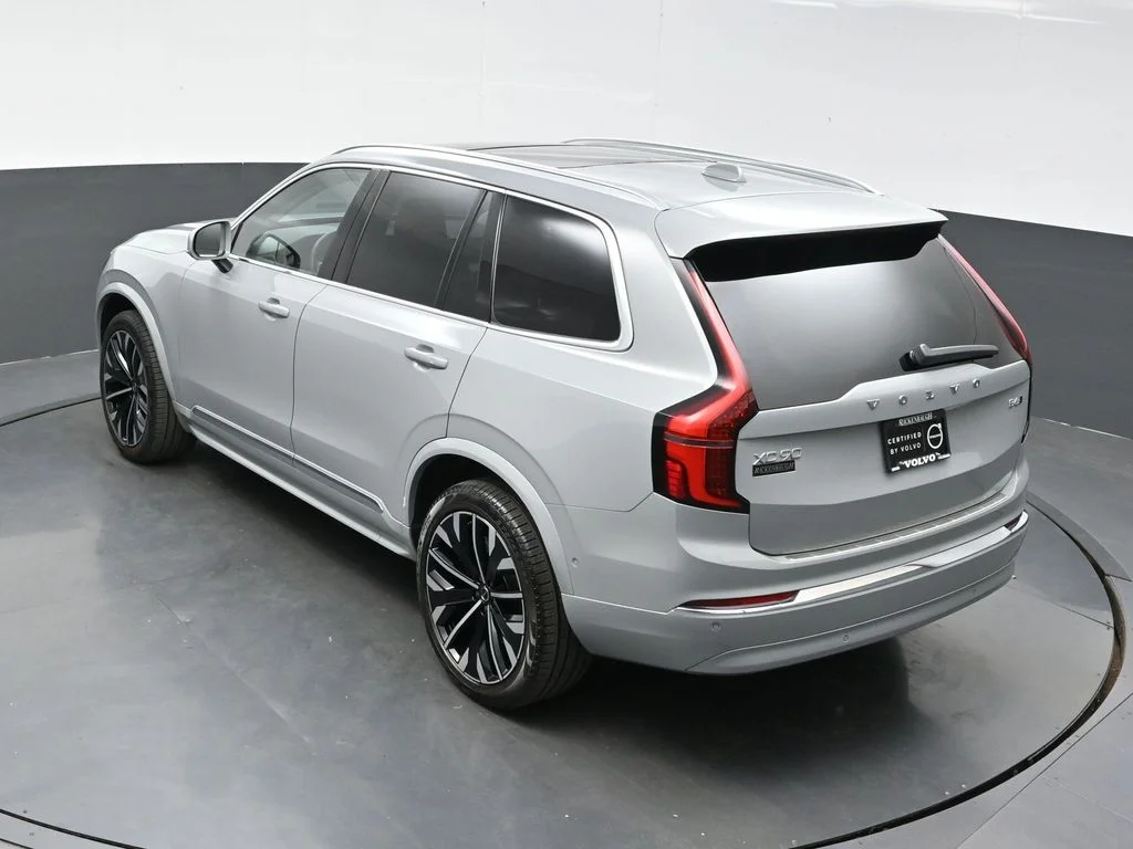 New 2026 Vapour Grey Volvo Plus image 34