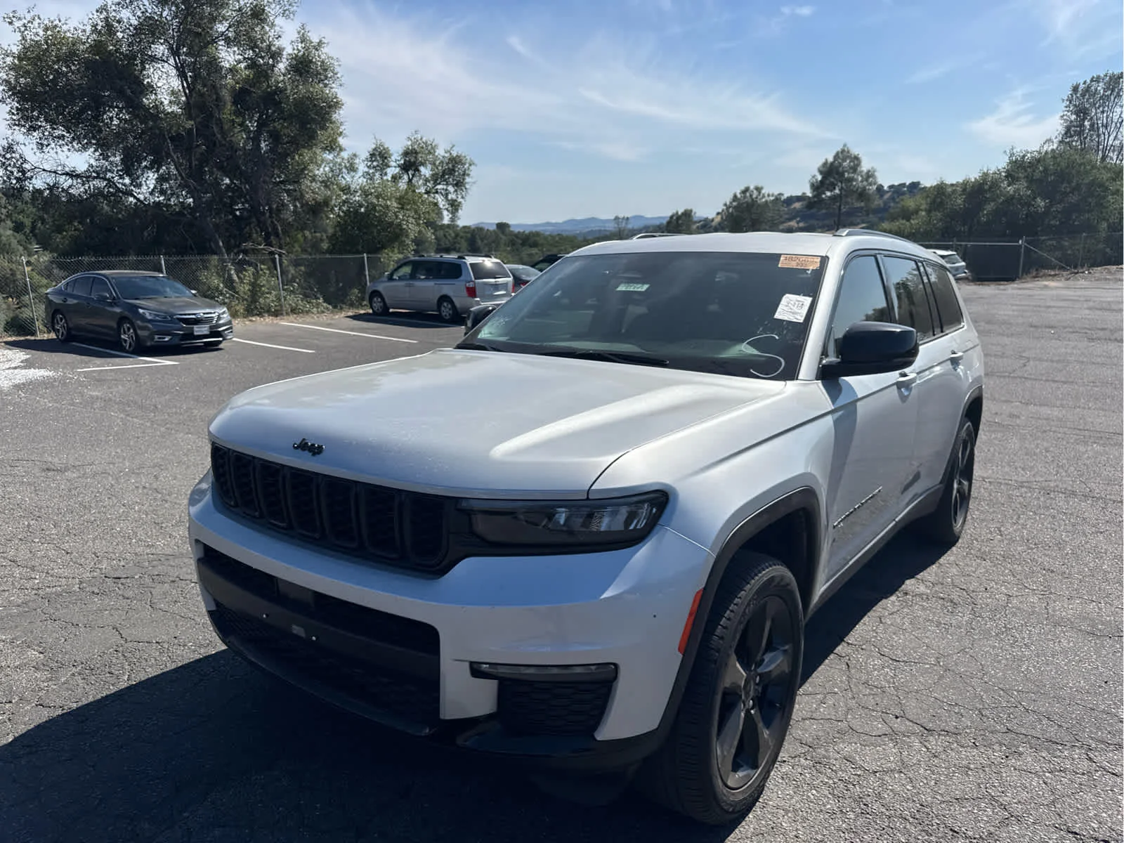 2024 Jeep Grand Cherokee L Limited 4x4's photo