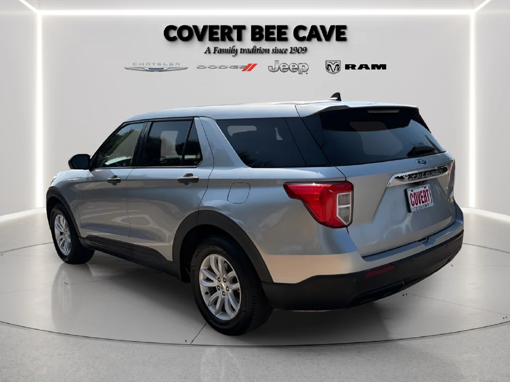 Used 2021 Silver Ford Base image 9