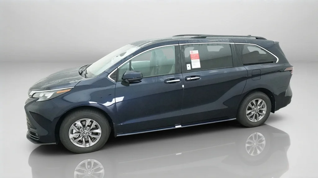 New 2026 Blueprint Toyota XLE image 3