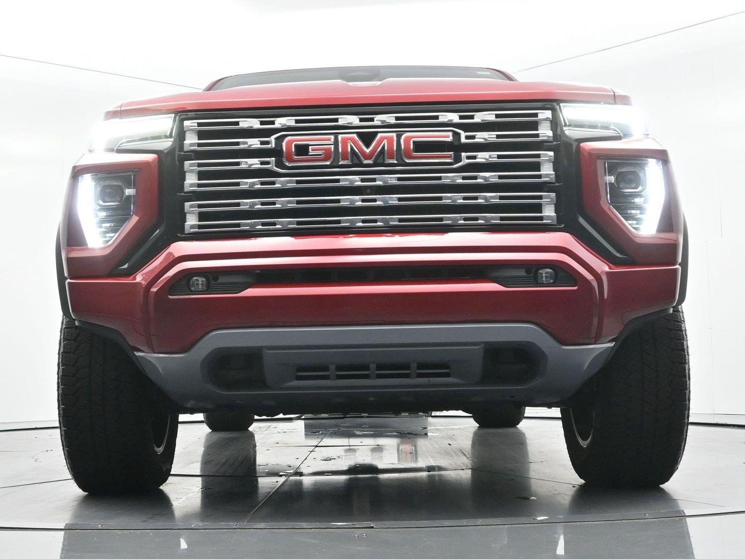 Used 2025 Volcanic Red Tintcoat GMC Denali image 43