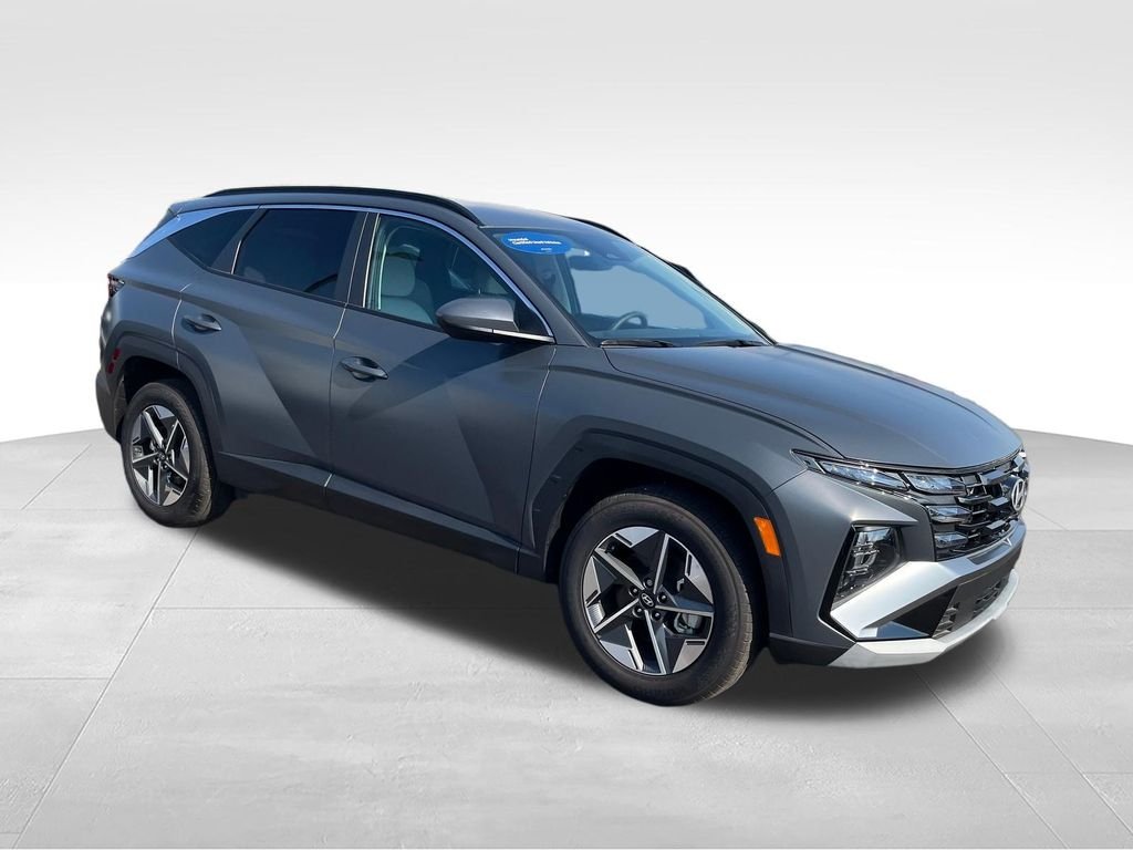 Used 2025 Gray Hyundai SEL image 7