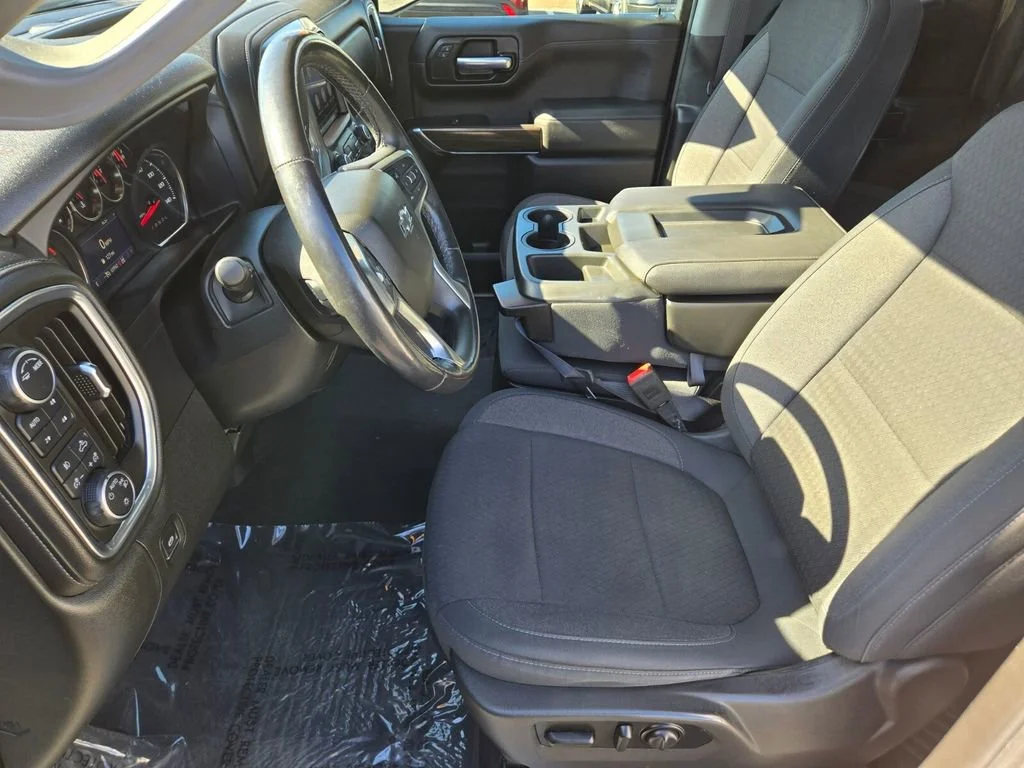 Used 2020 SUMMIT WHITE Chevrolet RST image 10