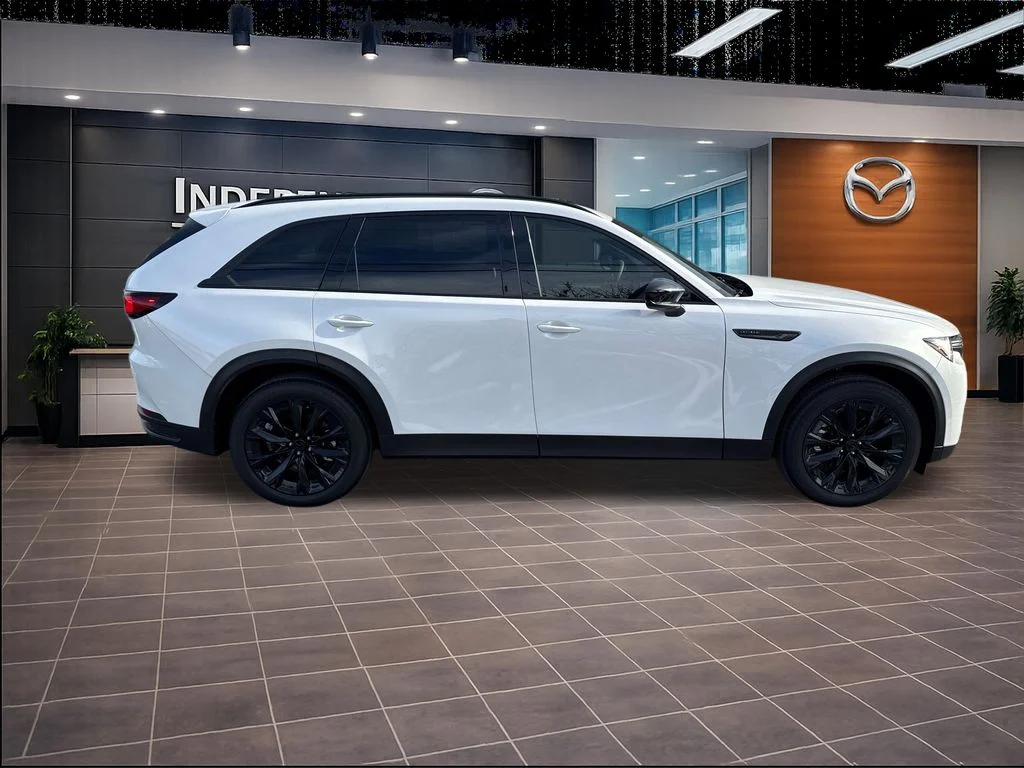 New 2026 White Mazda 3.3 Turbo Premium image 2