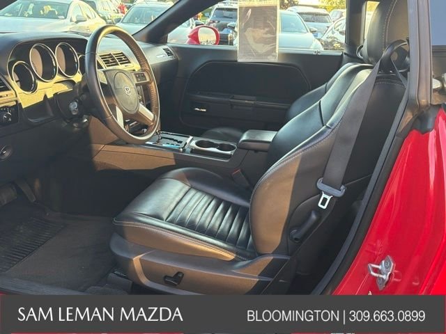 Used 2010 Red Dodge R/T image 3