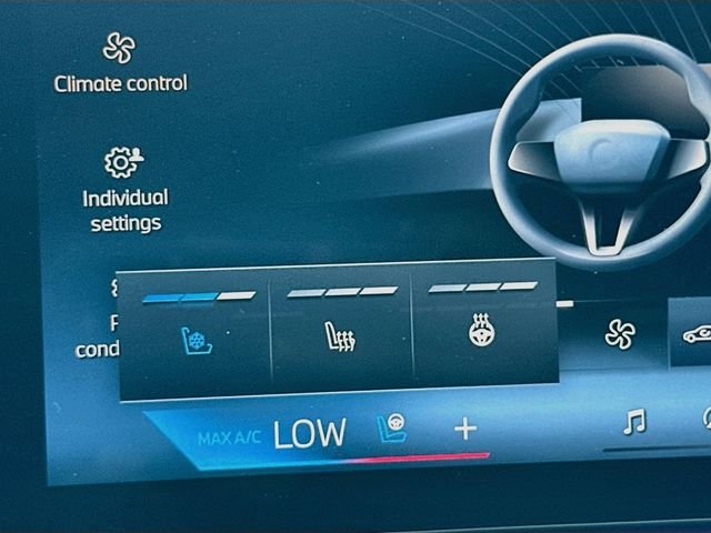 Certified Used 2024 Gray BMW xDrive60 image 21
