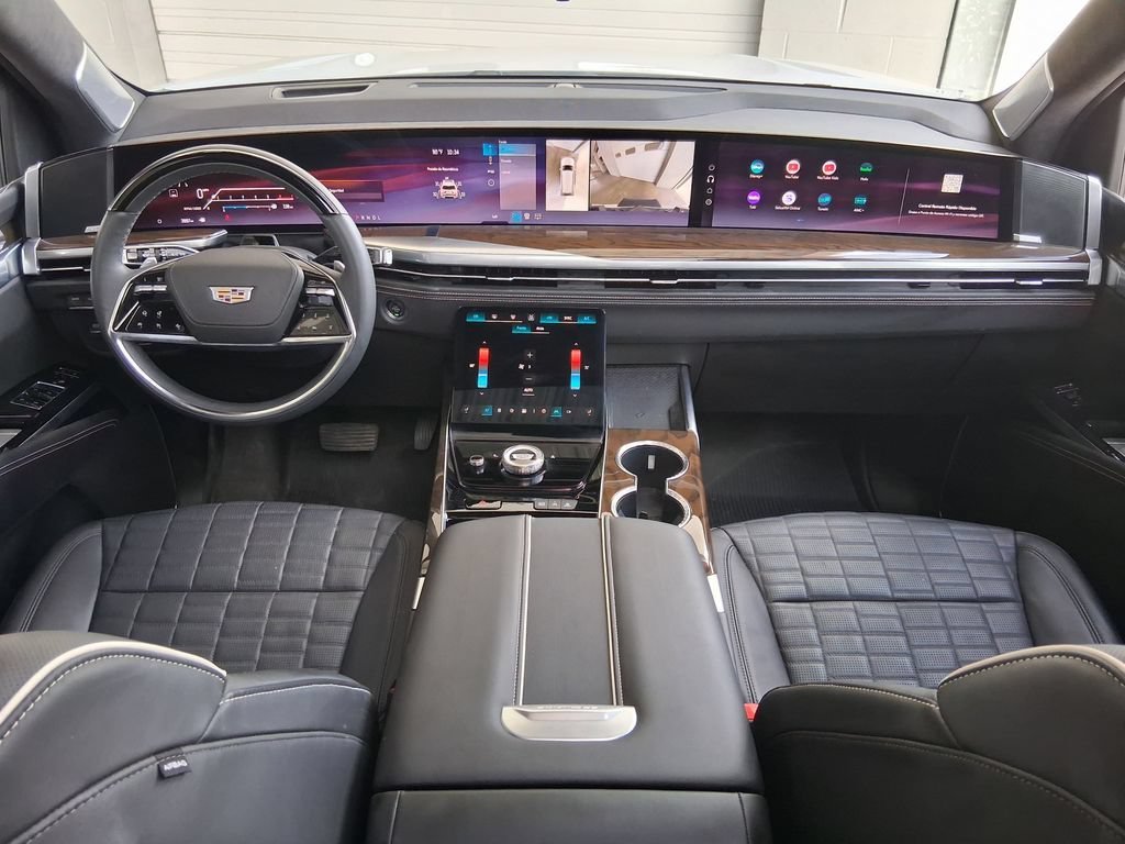 Used 2026 Vibrant White Tricoat Cadillac Platinum Sport image 10