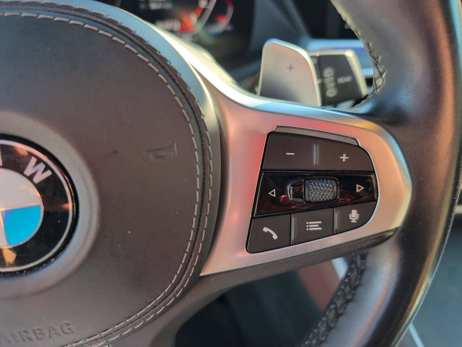 Used 2021 Arctic Gray Metallic BMW M50i image 20