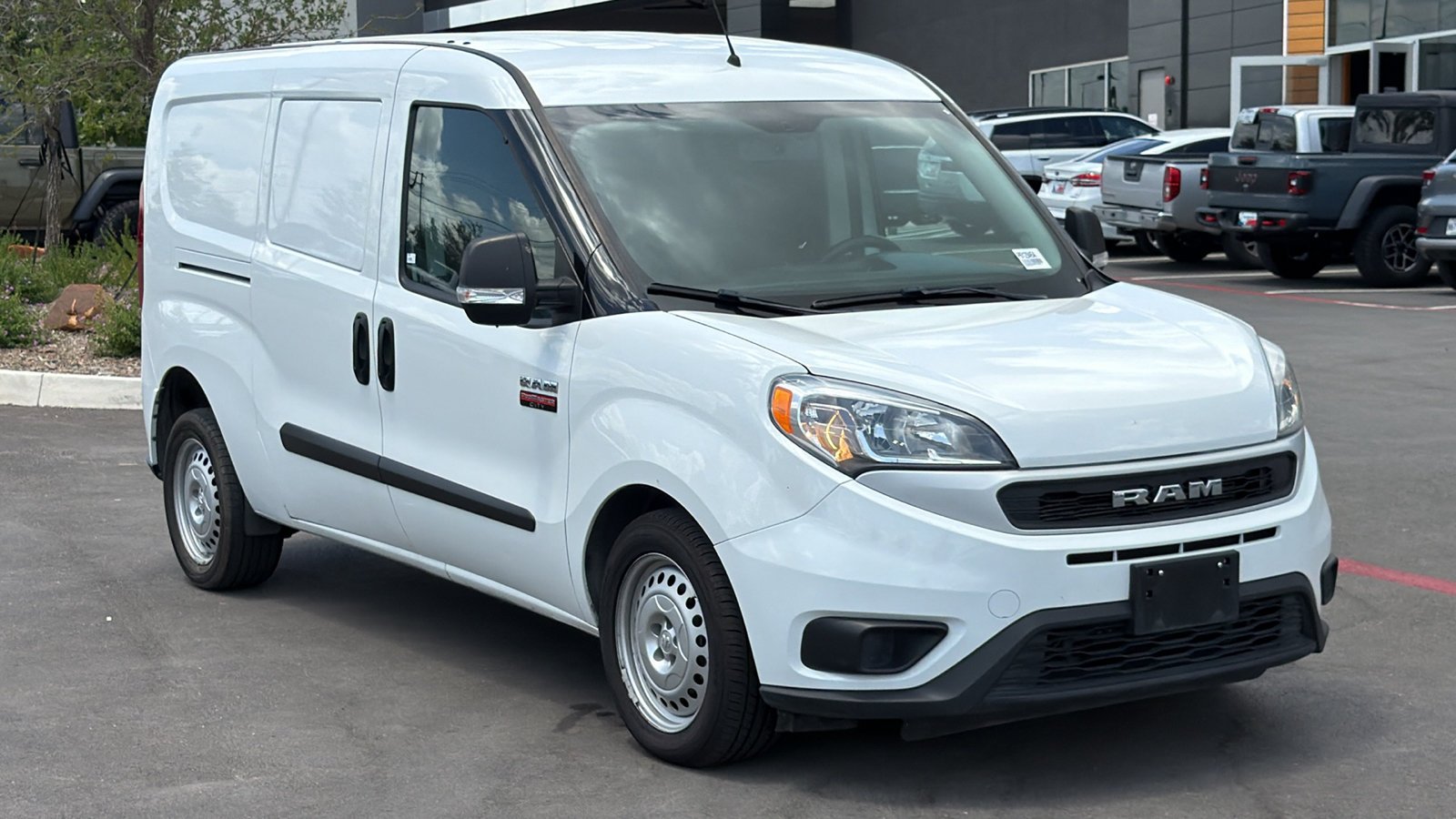 Used 2022 Bright White Ram Tradesman image 3