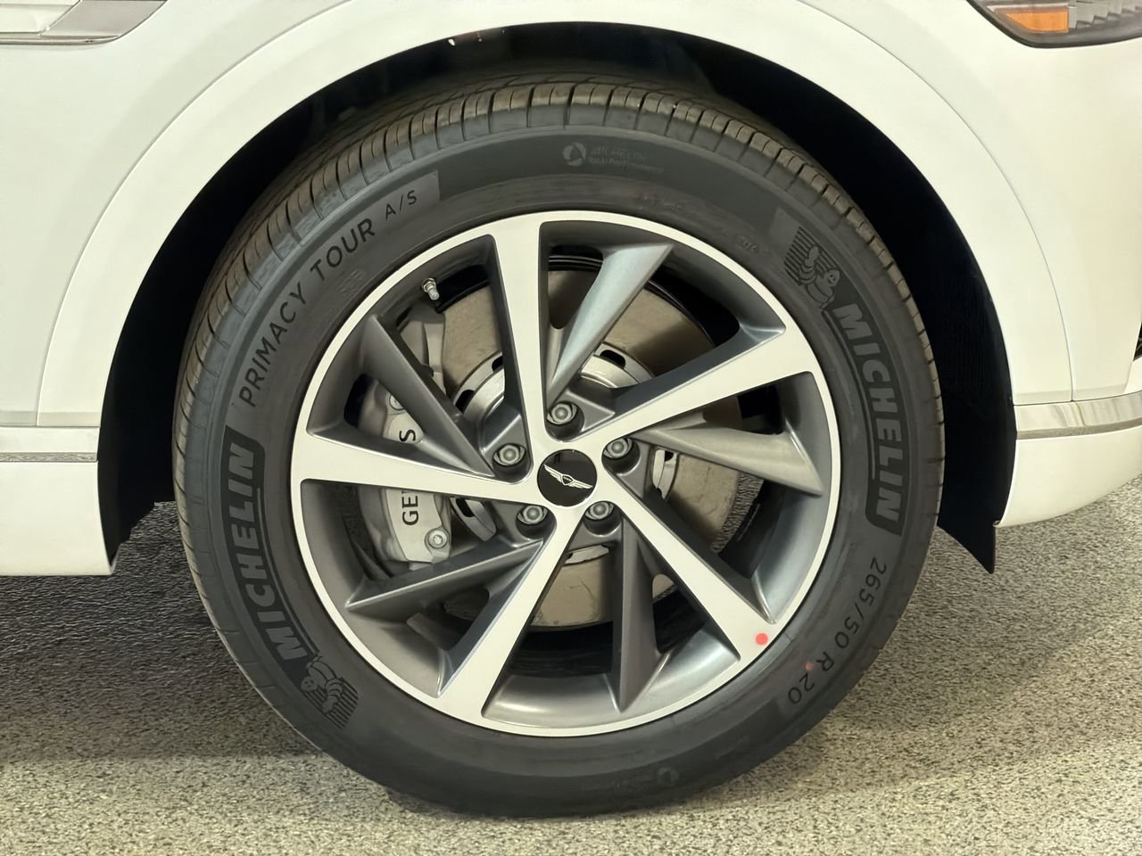 New 2026 Uyuni White Genesis 2.5T SELECT image 10