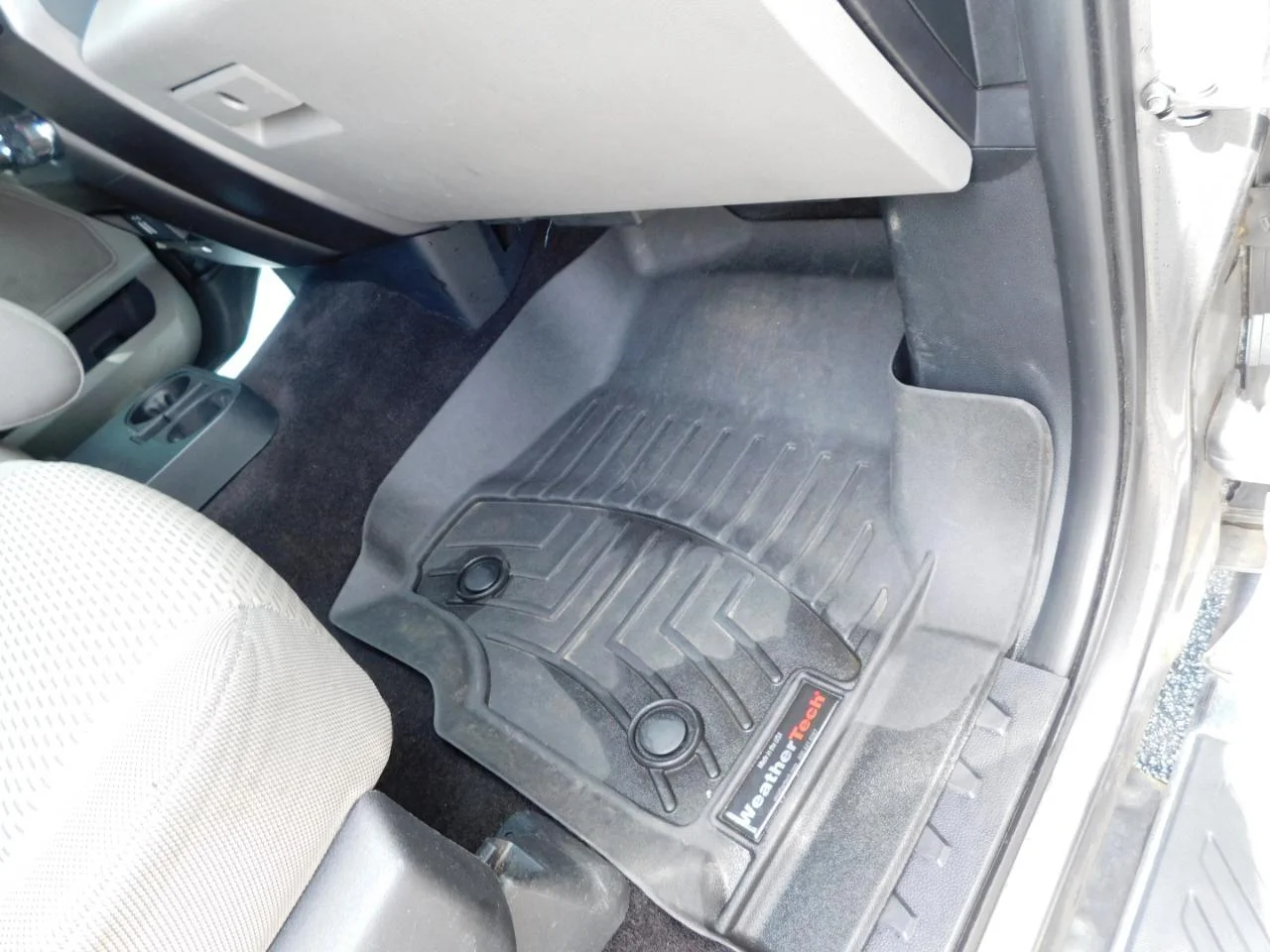 Used 2016 Magnetic Ford 4WD SuperCab 145 in XLT image 13