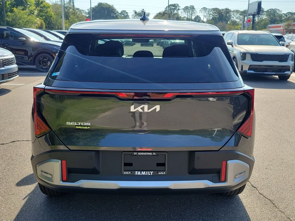 New 2027 Interstellar Gray Kia S image 5