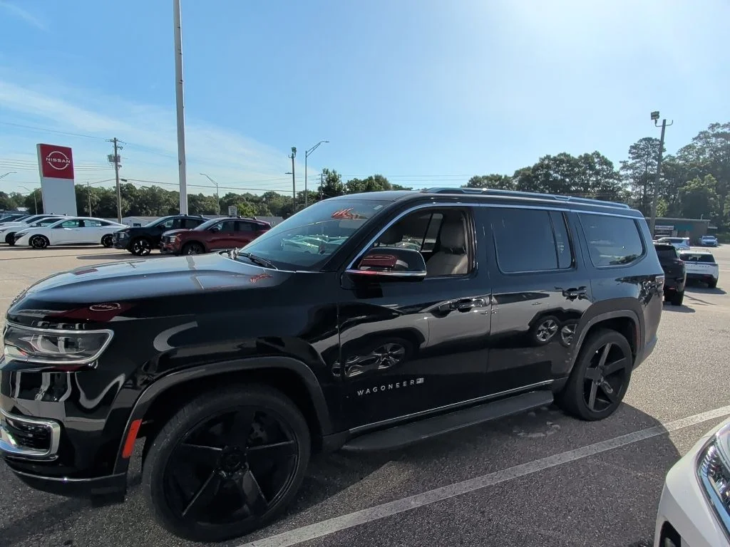 Used 2022 Black Jeep Series II image 4