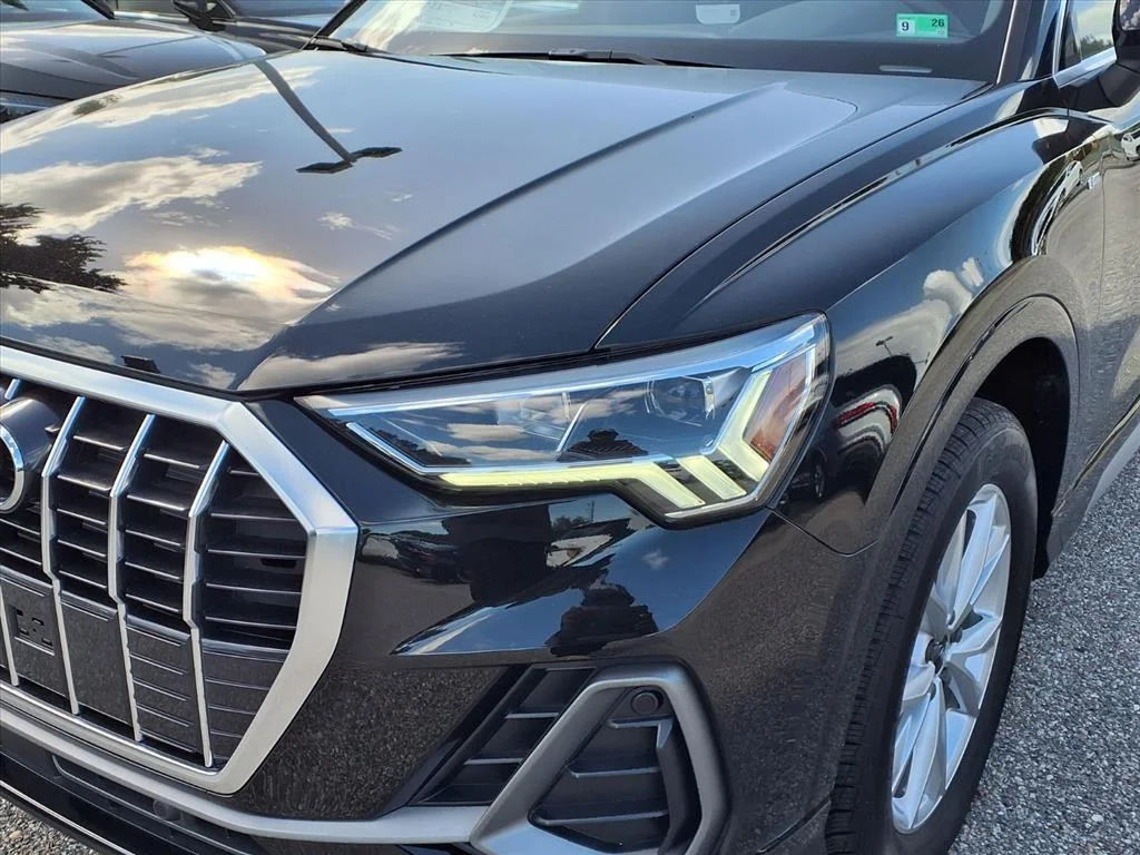 Used 2025 Mythos Black Metallic Audi S line Premium image 3