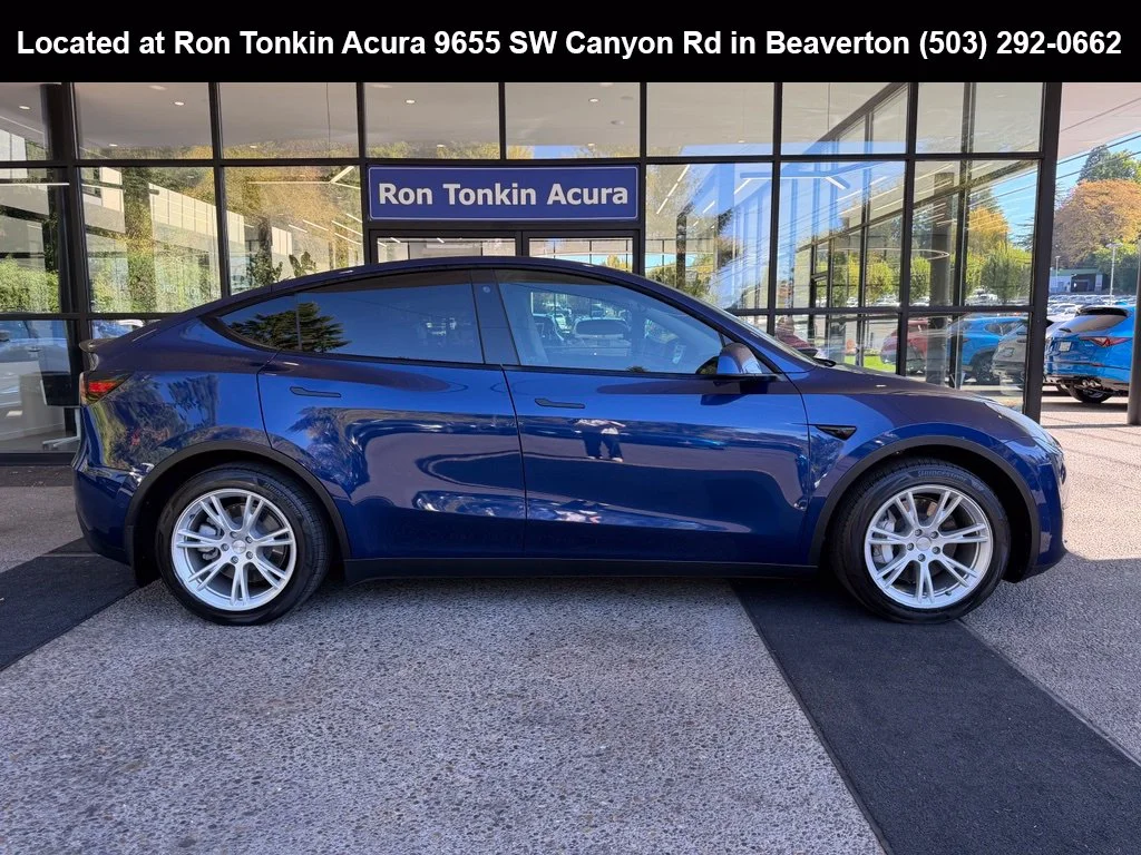Used 2020 Deep Blue Metallic Tesla Long Range image 8