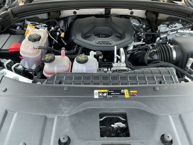 Used 2022 White Jeep 4xe image 24