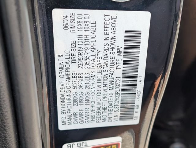 Used 2024  Acura Base image 20