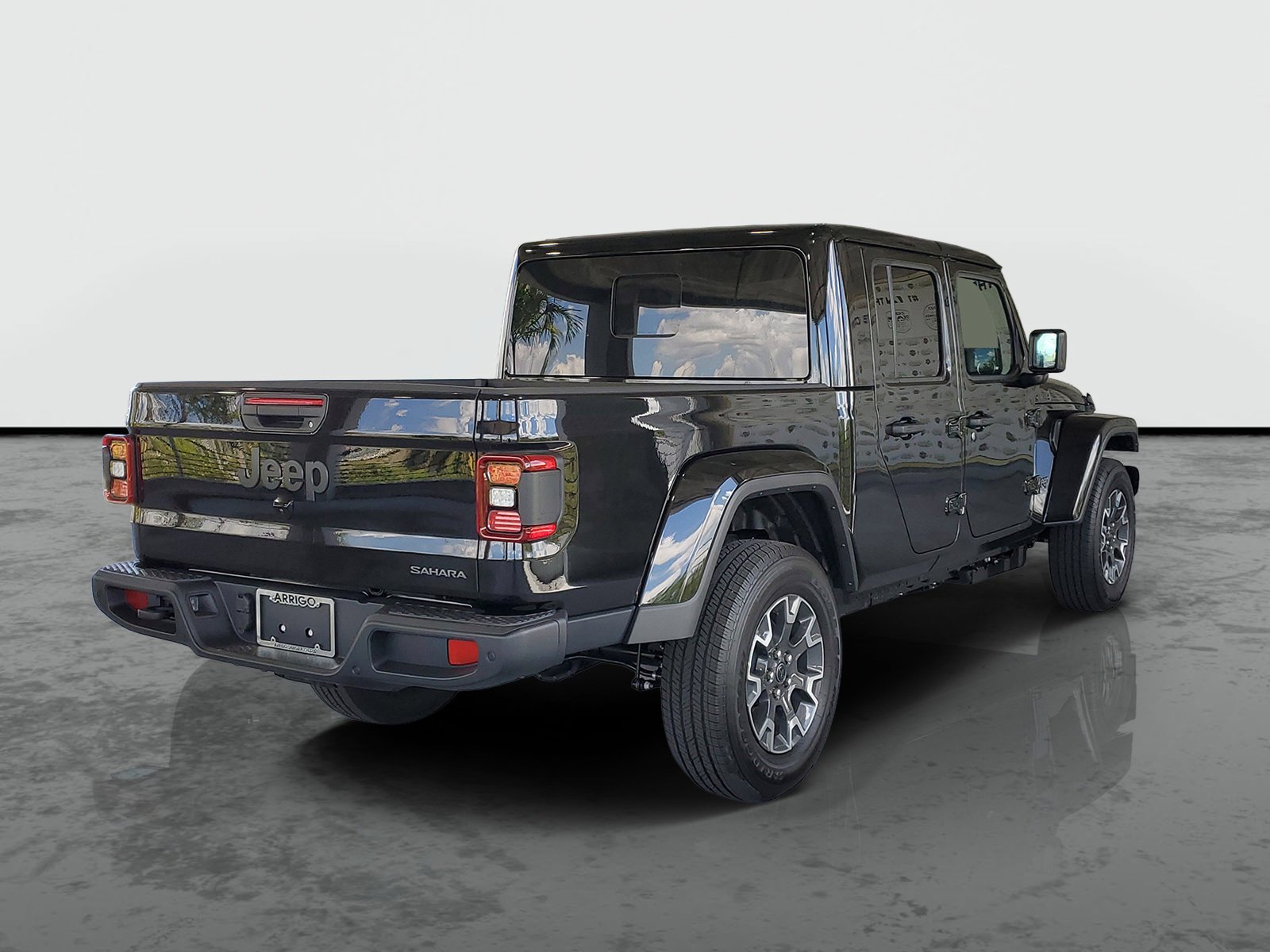 New 2026 Black Clear-Coat Exterior Paint Jeep Sahara image 1