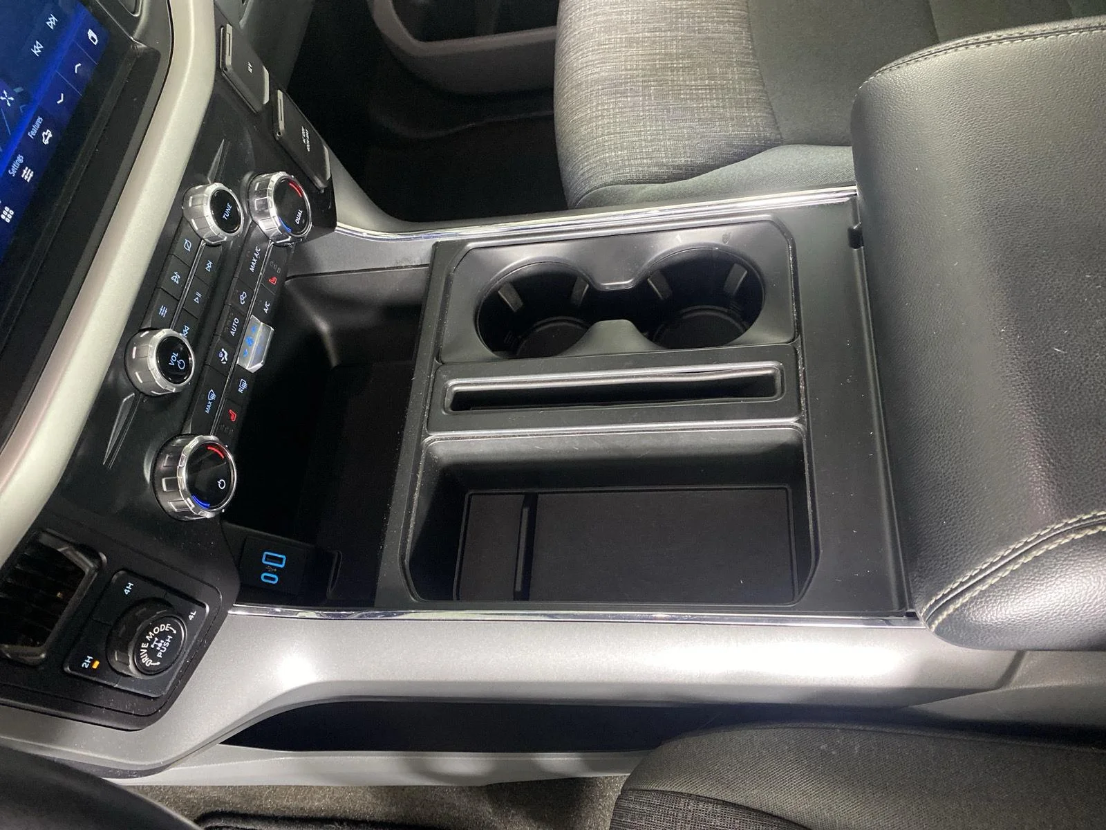 Used 2021 Space White Ford XLT image 33