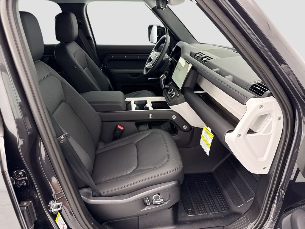 New 2026 Carpathian Grey LAND ROVER X-Dynamic SE image 19