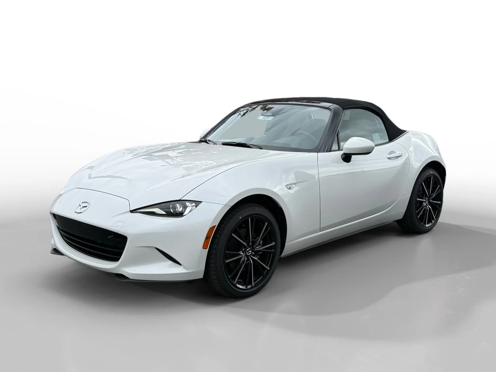 2026 Mazda MX-5 Miata Grand Touring's photo