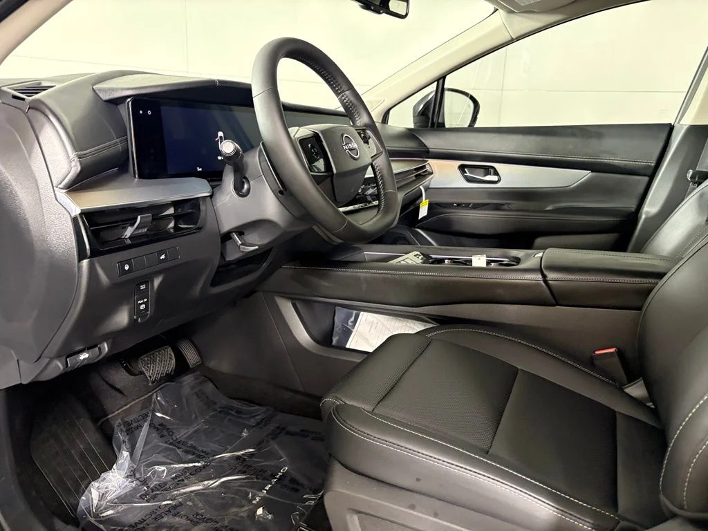 New 2026 Gun Metallic Nissan SL image 21