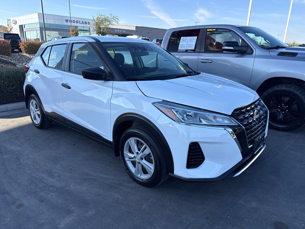  2024 Nissan Kicks S FWD   