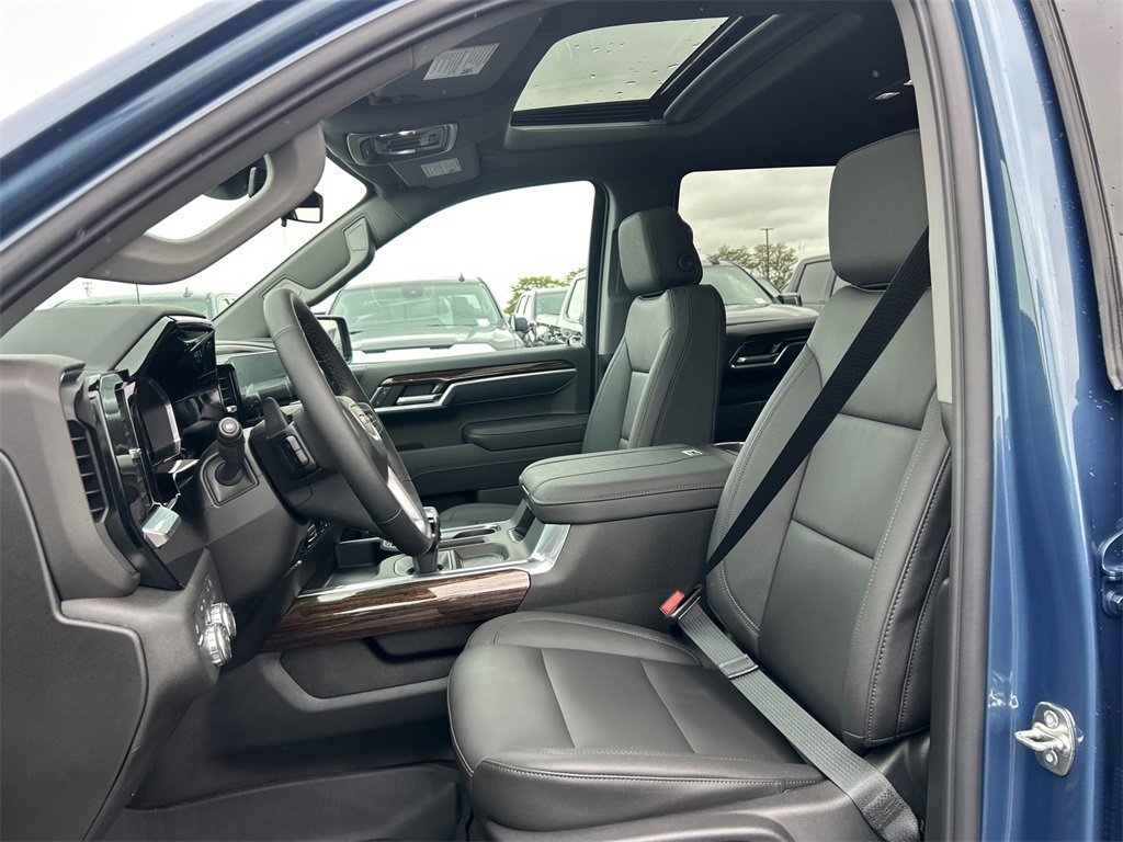 2026 GMC SIERRA - Image 15