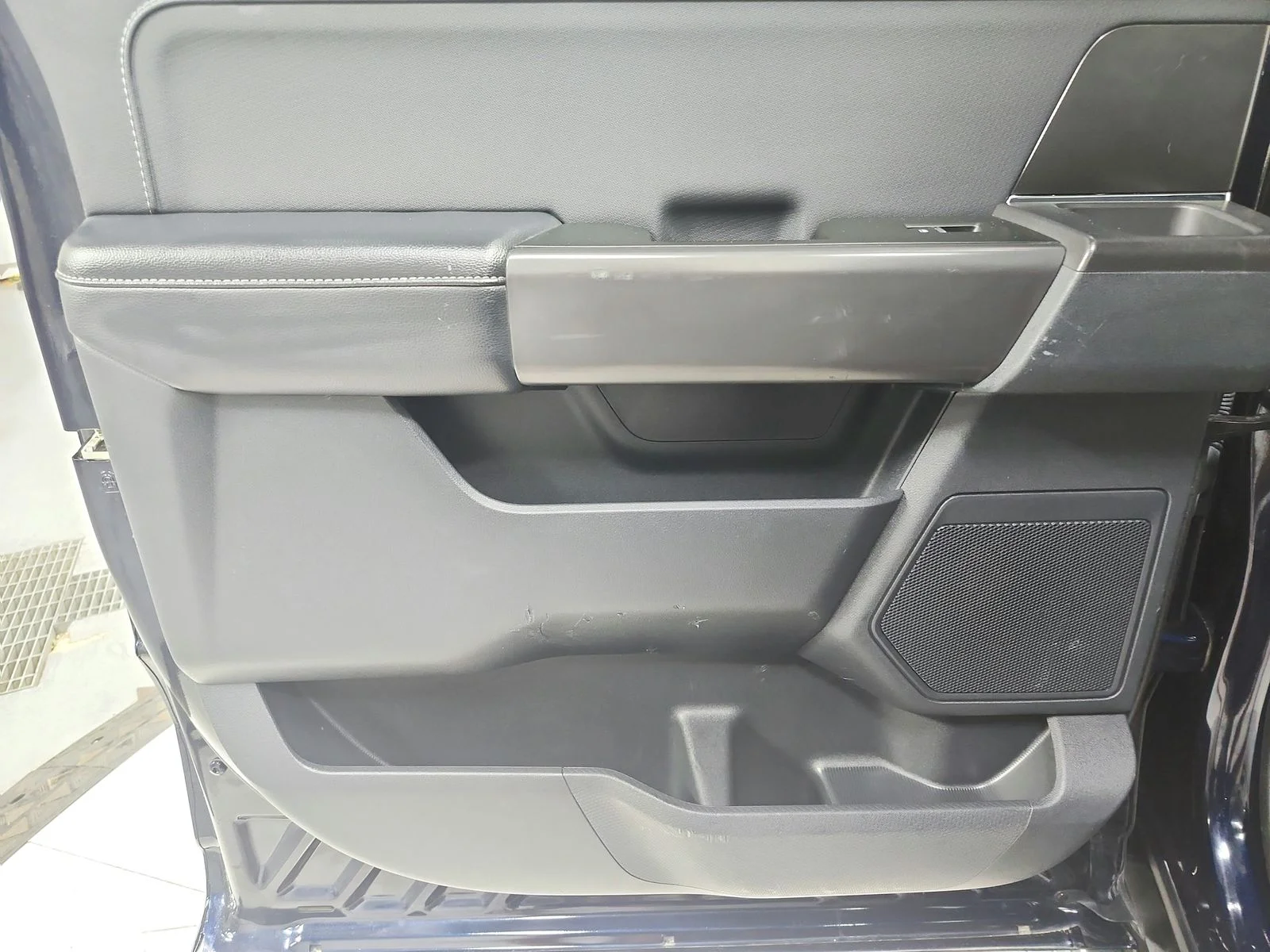 Used 2024  Ford XLT image 36