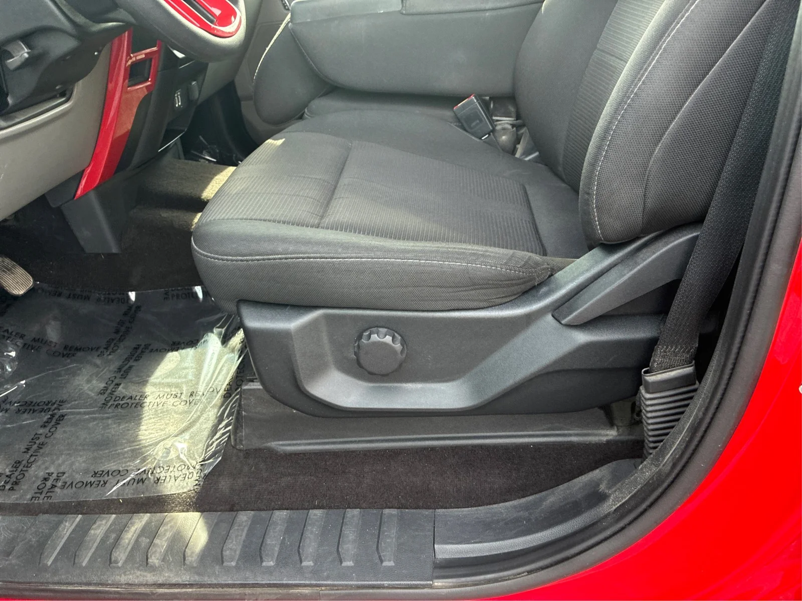 Used 2020 Red Ford XL STX image 17