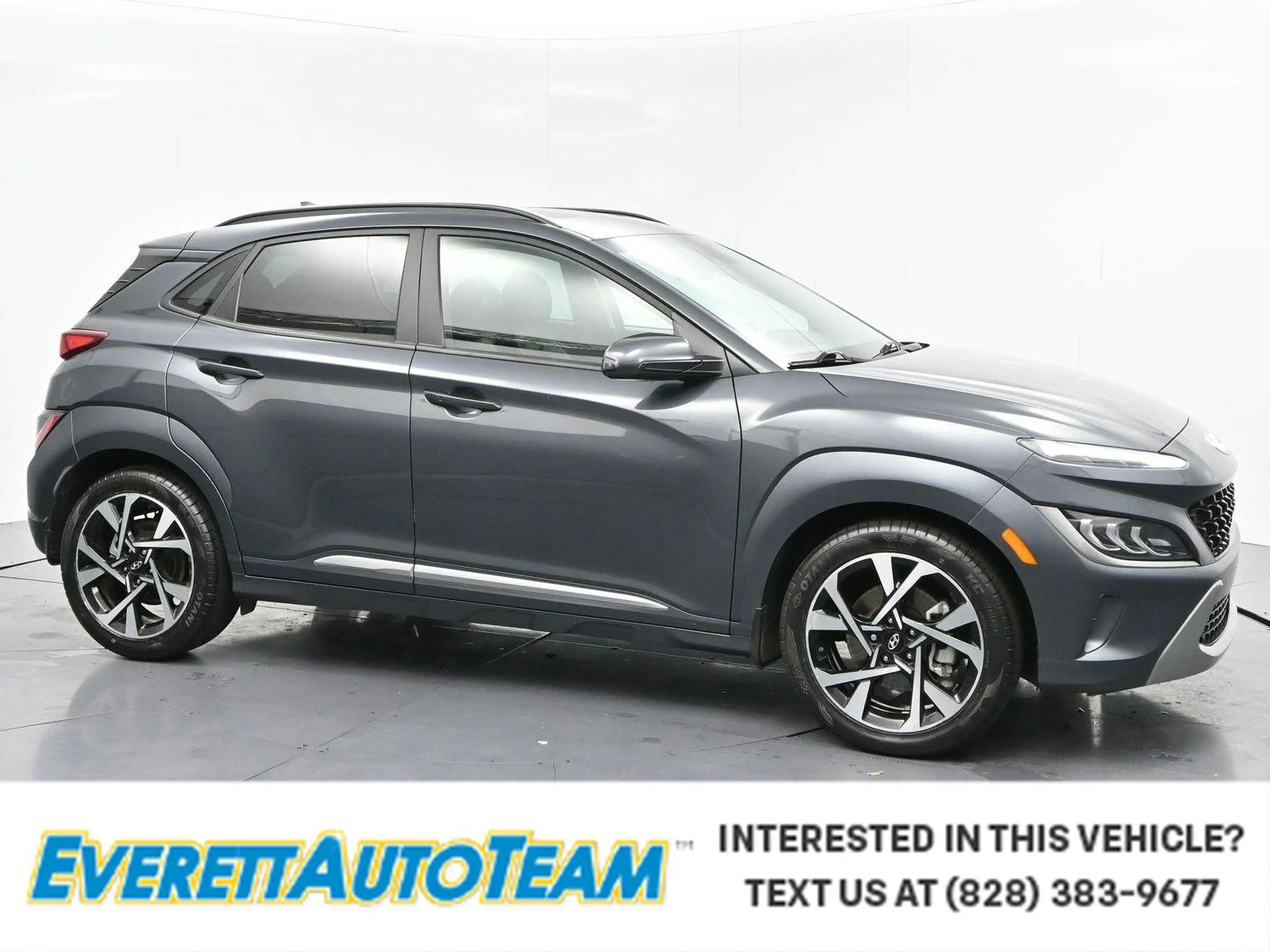 Used 2022 Thunder Gray Hyundai Limited image 1