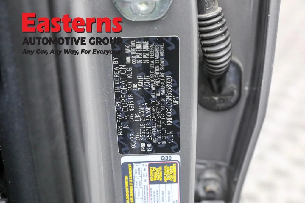 Used 2022 Gray Kia EX image 33
