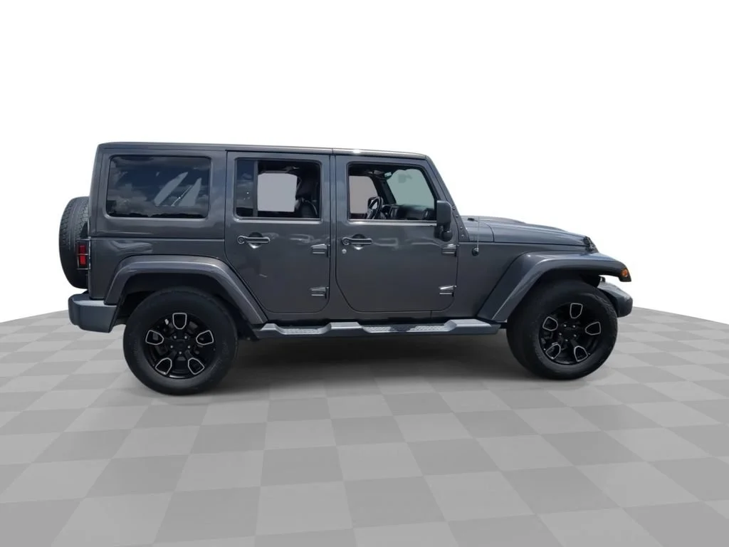 Used 2018 Gray Jeep Altitude 4x4 image 8