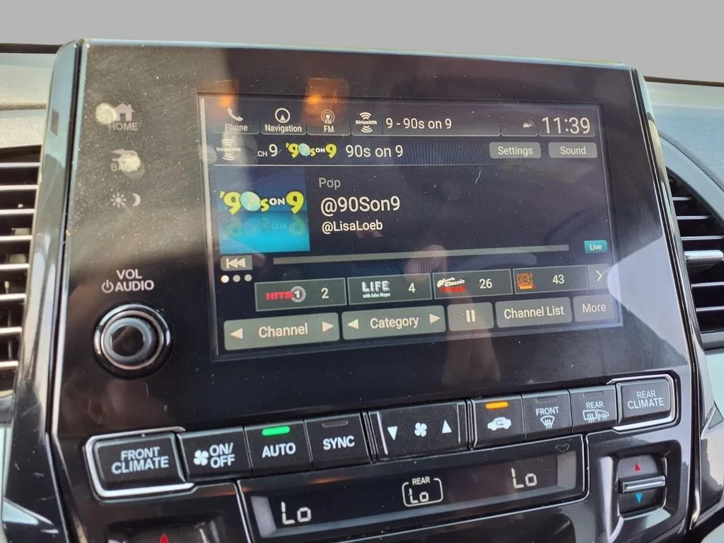 Certified Used 2019  Honda Elite image 5