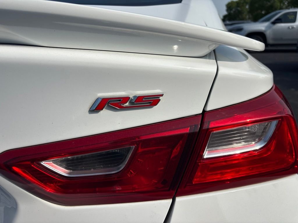 Used 2023 White Chevrolet RS image 7