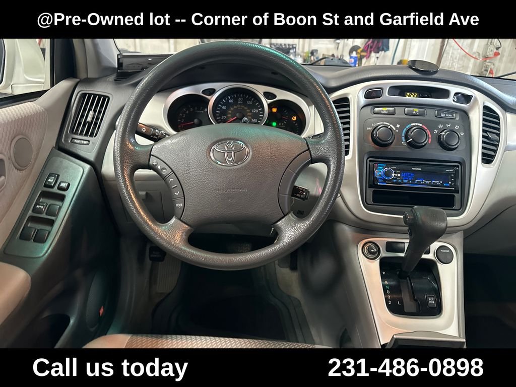 Used 2006  Toyota V6 image 16