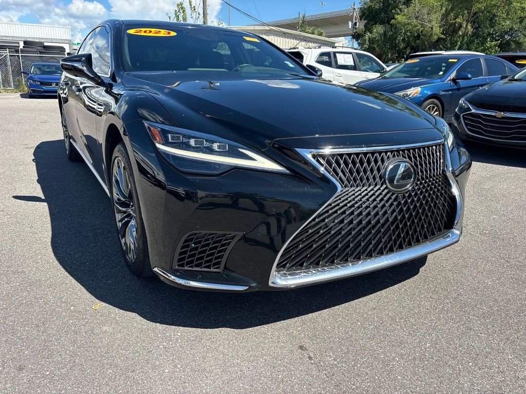 Used 2023 Black Lexus 500 Base image 1