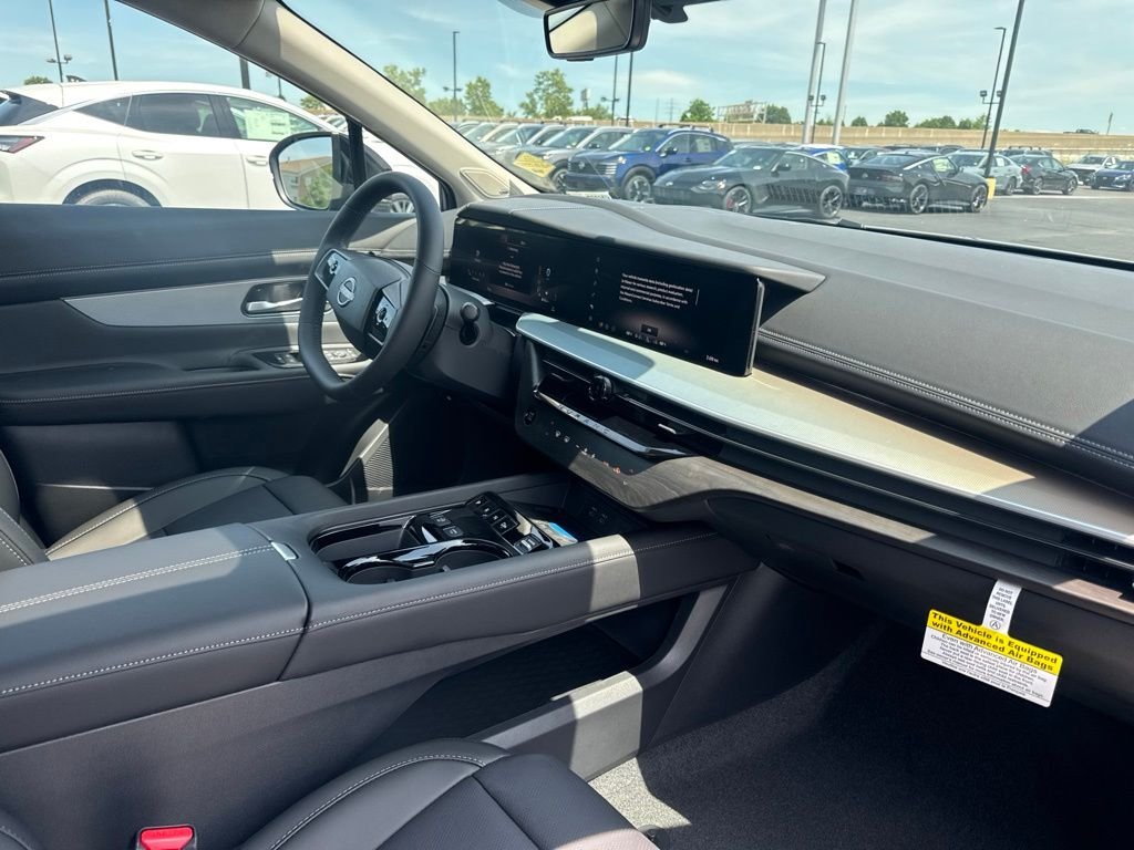New 2026 Gun Metallic Nissan Platinum image 18