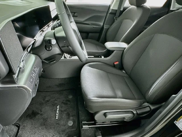 New 2027 Black Hyundai SEL Sport image 9