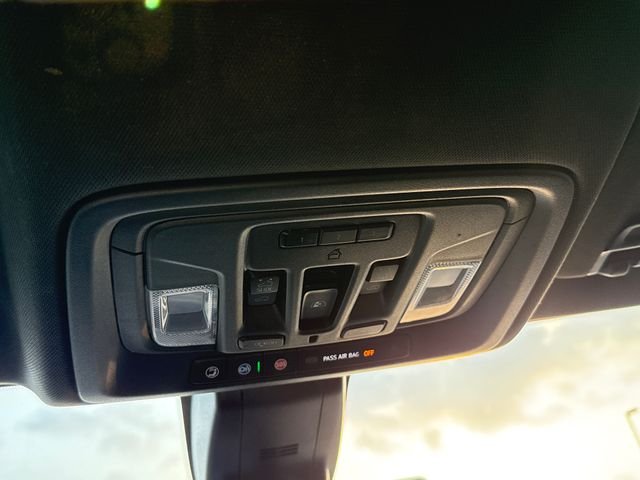 Used 2020 Gray GMC AT4 image 25