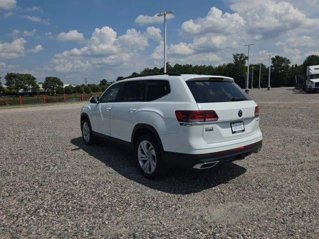 Used 2023 White Volkswagen 3.6L V6 SE w/Technology image 3