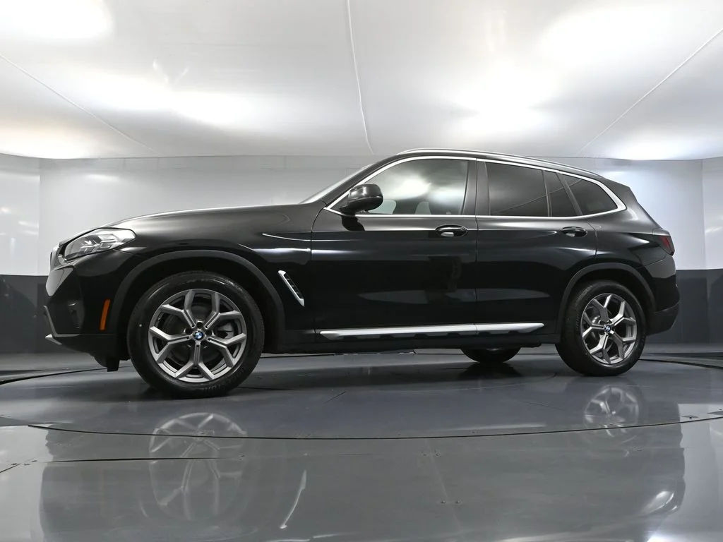 Used 2023 Black BMW xDrive30i image 56