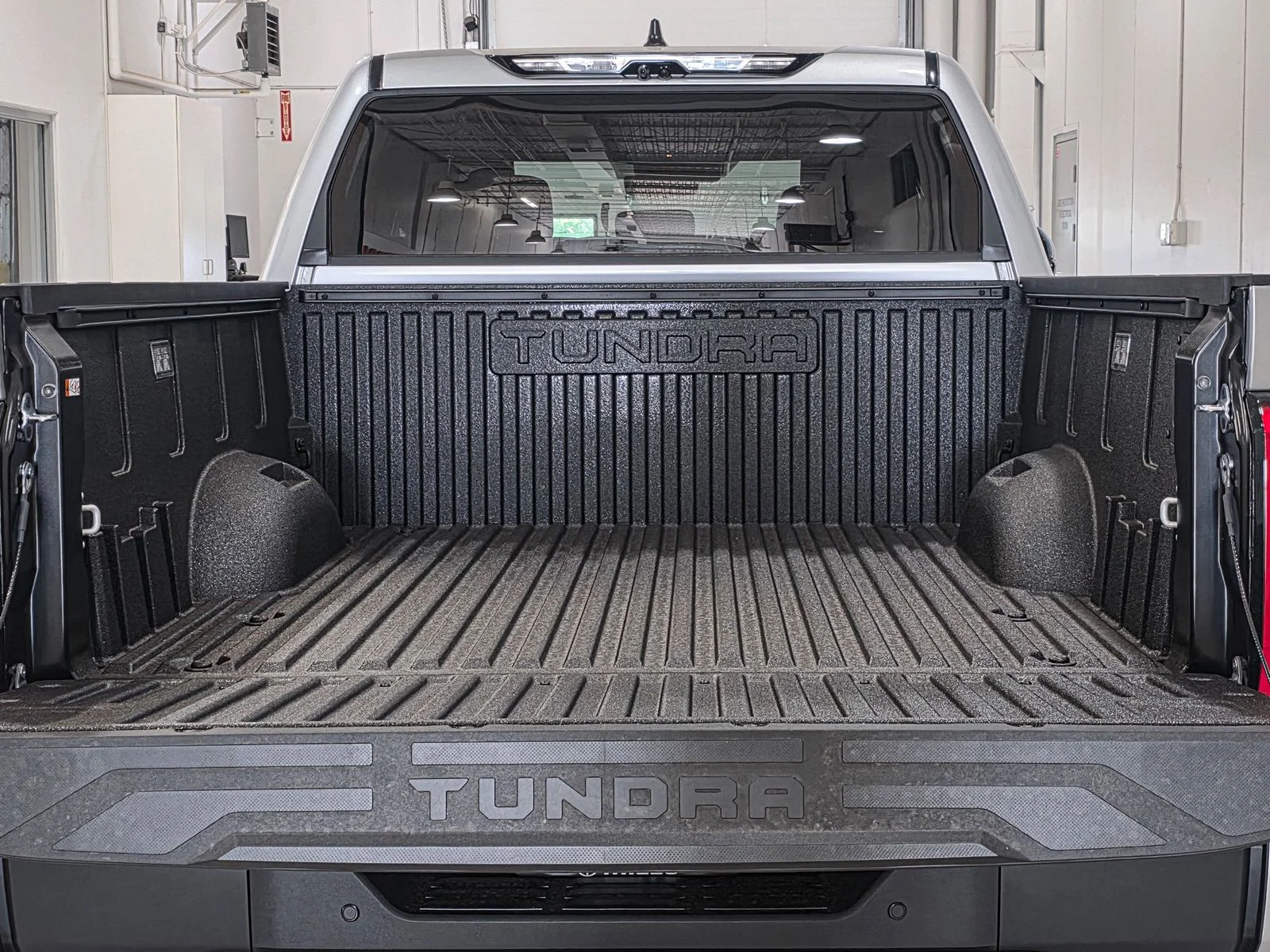 New 2026 Silver Toyota SR5 image 15
